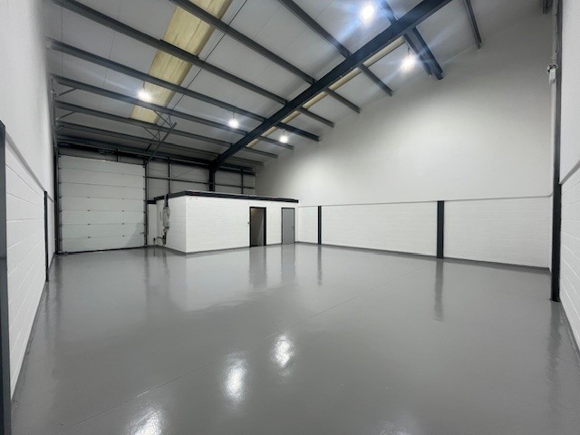 Industrial Unit in Telford - photo 2